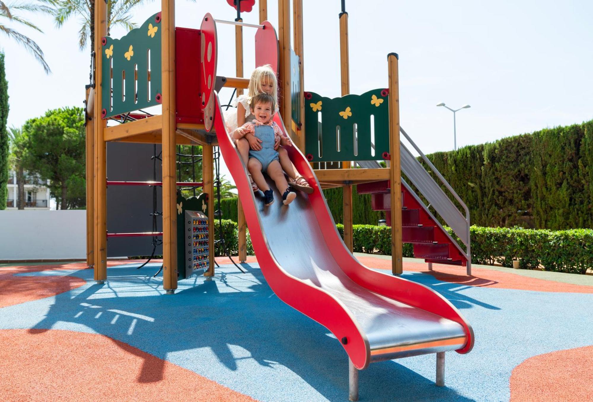 イントゥロテル サ マリーナ Cala D´Or エクステリア 写真